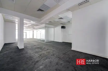 Fitted Shop | Main Road | Ready to Move In
