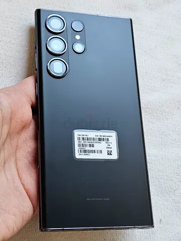 Samsung S23 Ultra 5G
256GB/8GB
H.K Display
Everything Working
Full Cover Screen Protector
Zero
