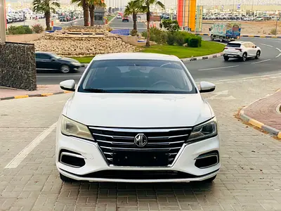 🚙 MG 5- 2023 | GCC 🚙 ⸻ ✨ اللون الخارجي: أبيض ✨ Exterior Color: White