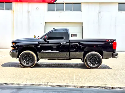 2018 Chevrolet SILVERADO 1500 照片 5