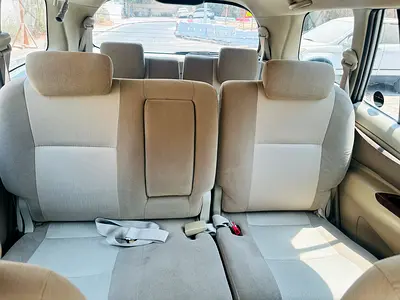 صورة 6 لـ 2014 Toyota INNOVA