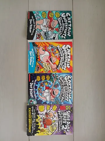 4x Captain underpants books for sale