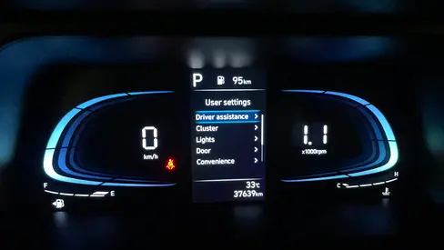 2025 Hyundai ELANTRA 照片 9