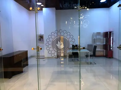 Shop for Rent in DIFC| Ready| Great Location