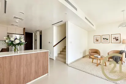 Appliances | Renovated features | Close to Pool