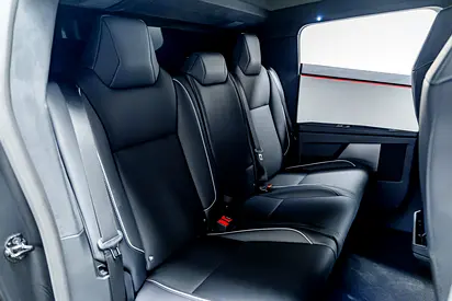 صورة مصغرة 18 لـ 2026 Tesla CYBERTRUCK