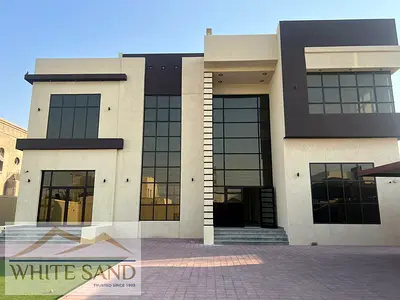 HUGE NEW VILLA-5 B/R +MAIDS+OUTSIDE DRIVER+OUTSIDE KITCHEN