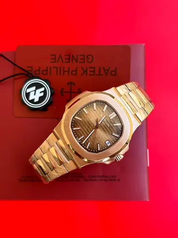 Patek Philippe Nautilus in super master🔥 quality swing machine from Switzerland full💯 automatic w