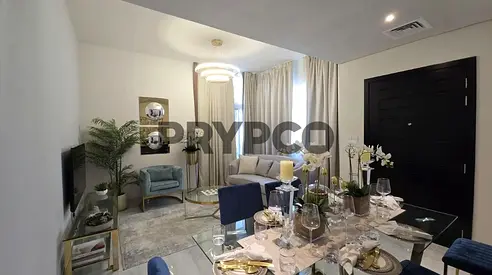 Fully Furnished 3-Bedroom Townhouse | 4 Cheques