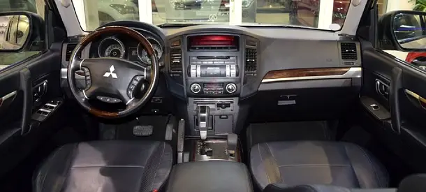 Mitsubishi Pajero 2011 GLS Top Line - GCC Specs - Full Service History (Travelling)