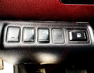 صورة 15 لـ 2022 Nissan NAVARA