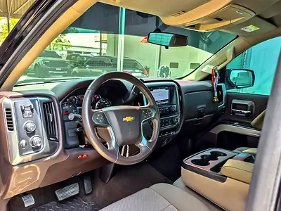 2018 Chevrolet SILVERADO 1500 照片 11