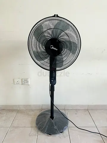 Midea Pedestal Stand Fan with Remote Control, 16 inch, 3 speed