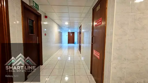 NEAR KING FAISAL STREET : Chiller Free 1 BHK with 2 Bathrooms with Wardrobe and Master Bedroom