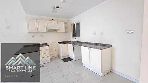 NEAR KING FAISAL STREET : Chiller Free 1 BHK with 2 Bathrooms with Wardrobe and Master Bedroom