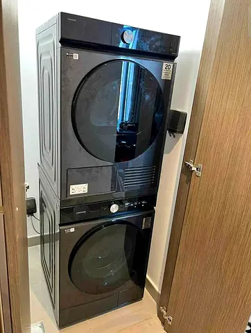 Samsung Bespoke Lasted Model 11kg washer 10Kg Dryer Separate Set Like New