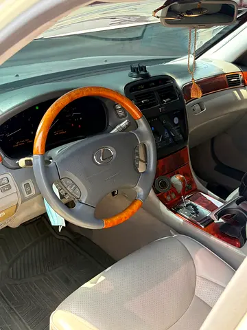 صورة 6 لـ 2004 Lexus LS-SERIES