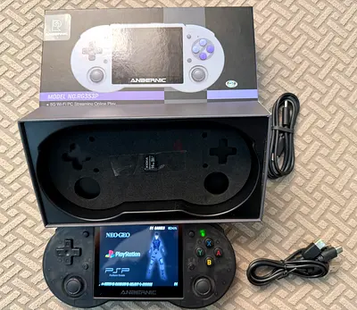 Anbernic Retro Gaming Console