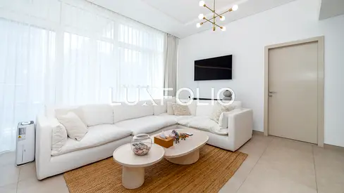 Modern 1BR | Premium Finishes | Mid Floor