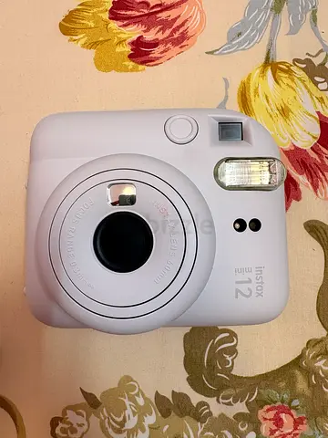 New Fujifilm instax mini 12 clay white colour