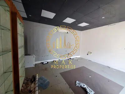 Prime Retail Space in Bur Dubai | Vacant | 4 Ch...