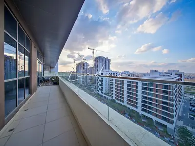 3 Bed | Boulevard View | High Floor