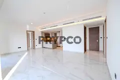 Corner Unit| Lagoons and RAK view | Mid Floor