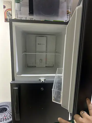 Aftron Double Door Fridge – 2 Years Old – AED 500