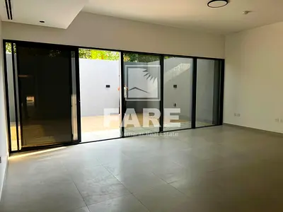 تاون هاوس 3 غرف للبيع في مسار – روبينيا