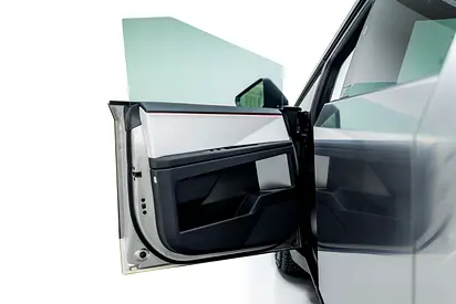 2026 Tesla CYBERTRUCK photo 9