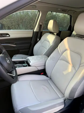 Nissan Pathfinder SV, миниатюра 8