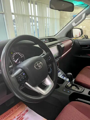 2025 Toyota HILUX 照片 16