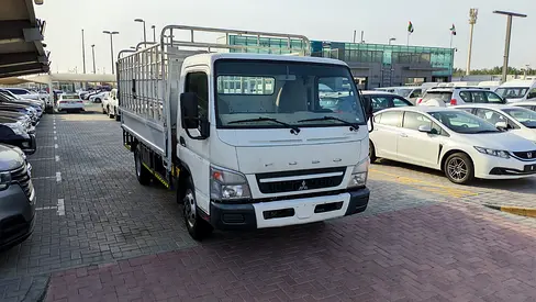 Reliable 2017 Mitsubishi Canter - GCC Specs - Ready for Work