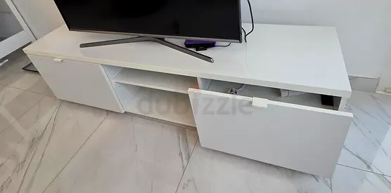 White low TV cabinet with storage – good condition