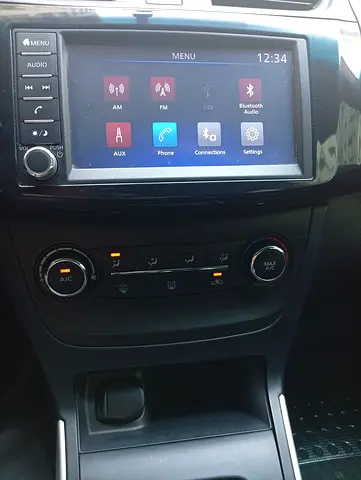 صورة 9 لـ 2019 Nissan SENTRA