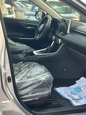 صورة 11 لـ 2021 Toyota RAV 4