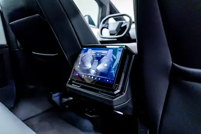 2026 Tesla CYBERTRUCK photo 16