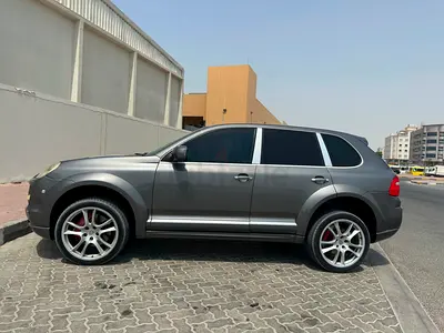 porsche cayenne excellent condition. recently serviced