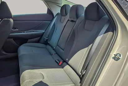 2025 Hyundai ELANTRA 照片 12
