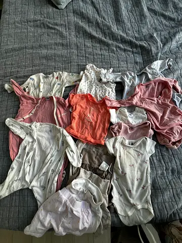 Baby clothes petit bateau/hm/Sophie la giraffe
