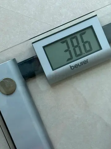 Beurer Glass Digital Bathroom Scale - Working, Excellent Condition