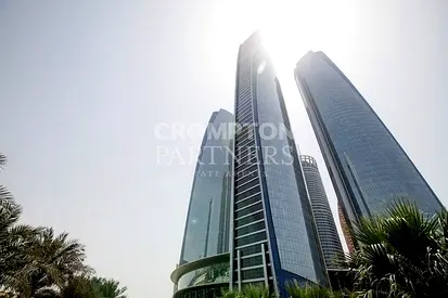 Dazzling | Prime Location | Vacant And Ready