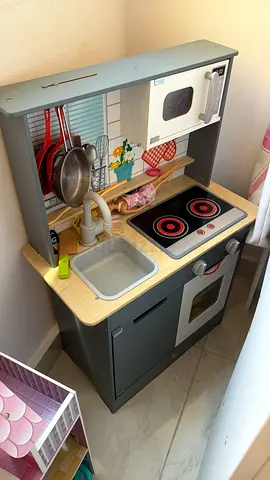 Kitchen barbie house