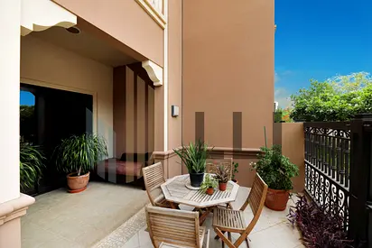 Ground Floor | Large Outdoor |Corner | Maids Room