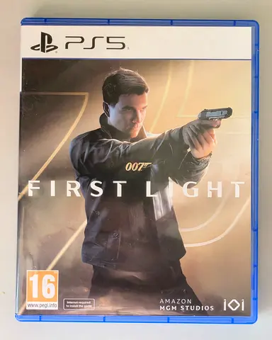 PS5 — 007: First Light (Physical Game) — like new