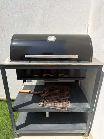 Ikea grill for sale 900aed negotiable