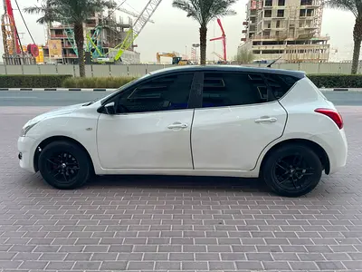 صورة 4 لـ 2015 Nissan TIIDA