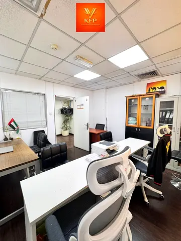 TODAY HOT OFFER OFFICES AVAILABLE BIG SIZE SEPRATE OFFICE READY TO MOVE CHILLER IS FREE
