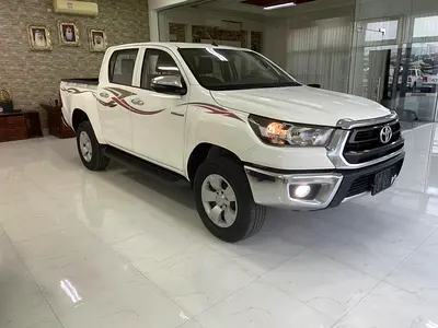 2025 Toyota HILUX 照片 3