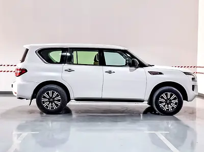 2023 Nissan PATROL 缩略图 4